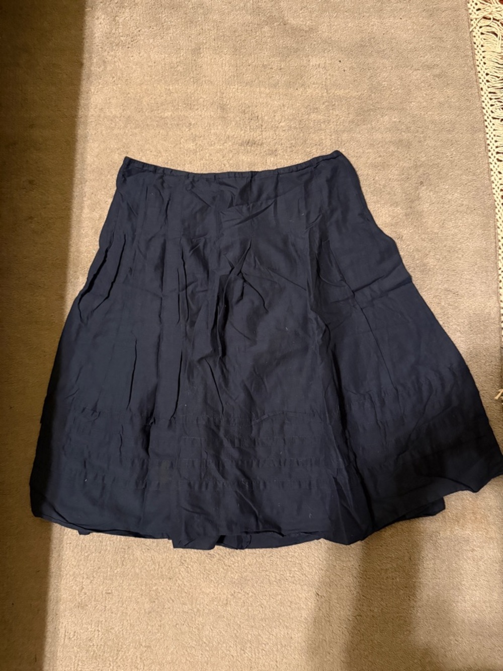 Banana Republic Navy A-Line Skirt Size 6 Knee Length Flowy Lightweight Classic